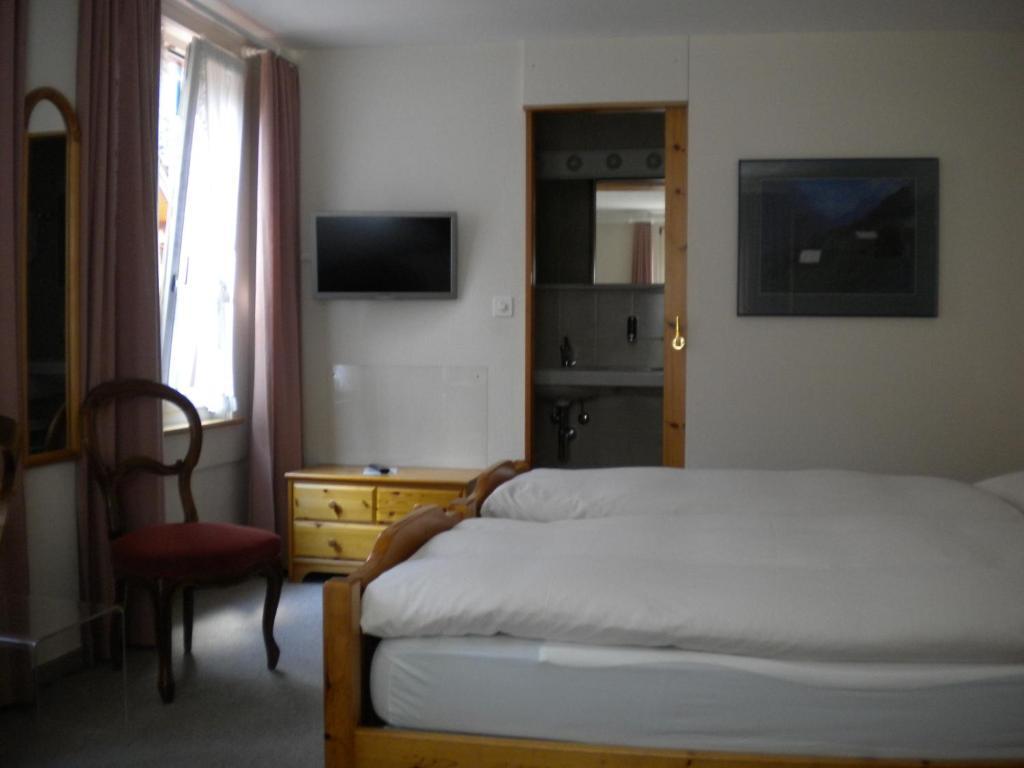 Hotel Gotthard Gurtnellen Rom bilde